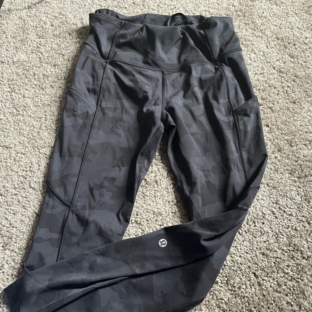 Lululemon Athletica Black Camouflage Leggings